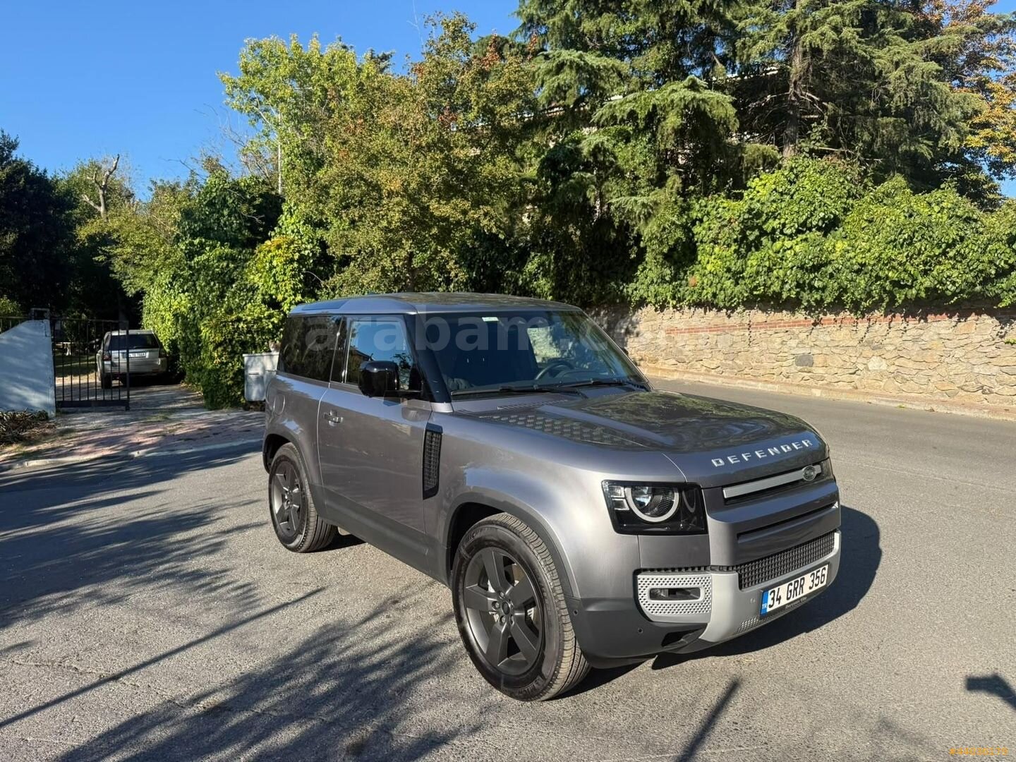 FUAR OTO 2023 LAND ROVER DEFENDER 90 3.0D 6.500 KM 2