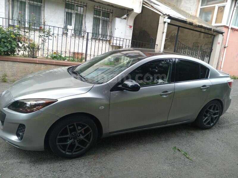 Sahibinden Mazda 3 1.6 Touring 2012 Model İstanbul 252.000 km Gri