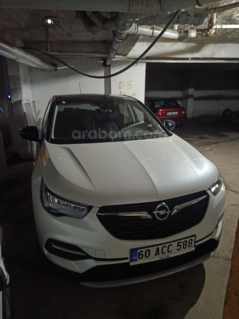 Sahibinden Opel Grandland X 1.2 T Enjoy Skyline 2020 Model Ardahan 135.000 km Beyaz 3