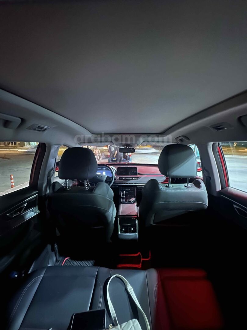Sahibinden Chery Tiggo 7 Pro 1.6 TGDI Luxury 2024 Model Bursa 22.000 km Kırmızı 7