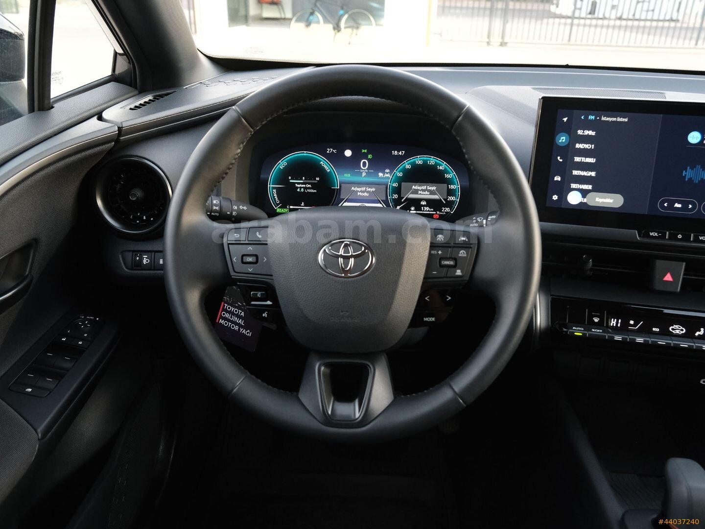 OTOSTORE'DAN C-HR 1.8 Hybrid 4x2 Passion e-CVT 2023 CAM TAVANLI 7
