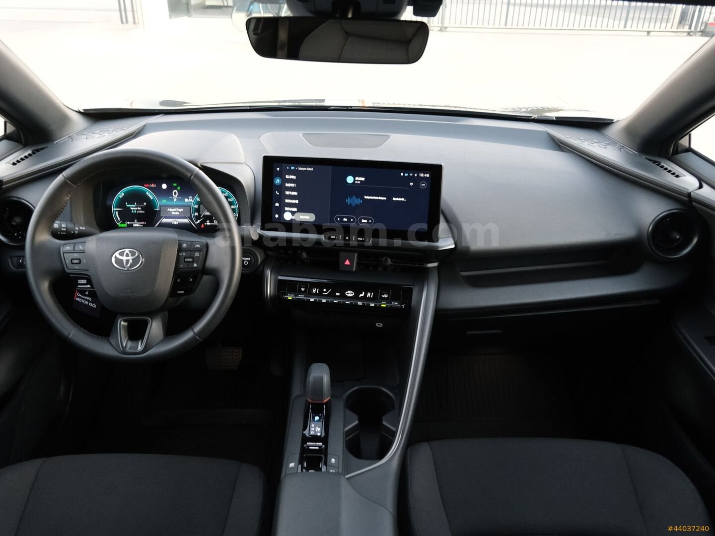 OTOSTORE'DAN C-HR 1.8 Hybrid 4x2 Passion e-CVT 2023 CAM TAVANLI 6