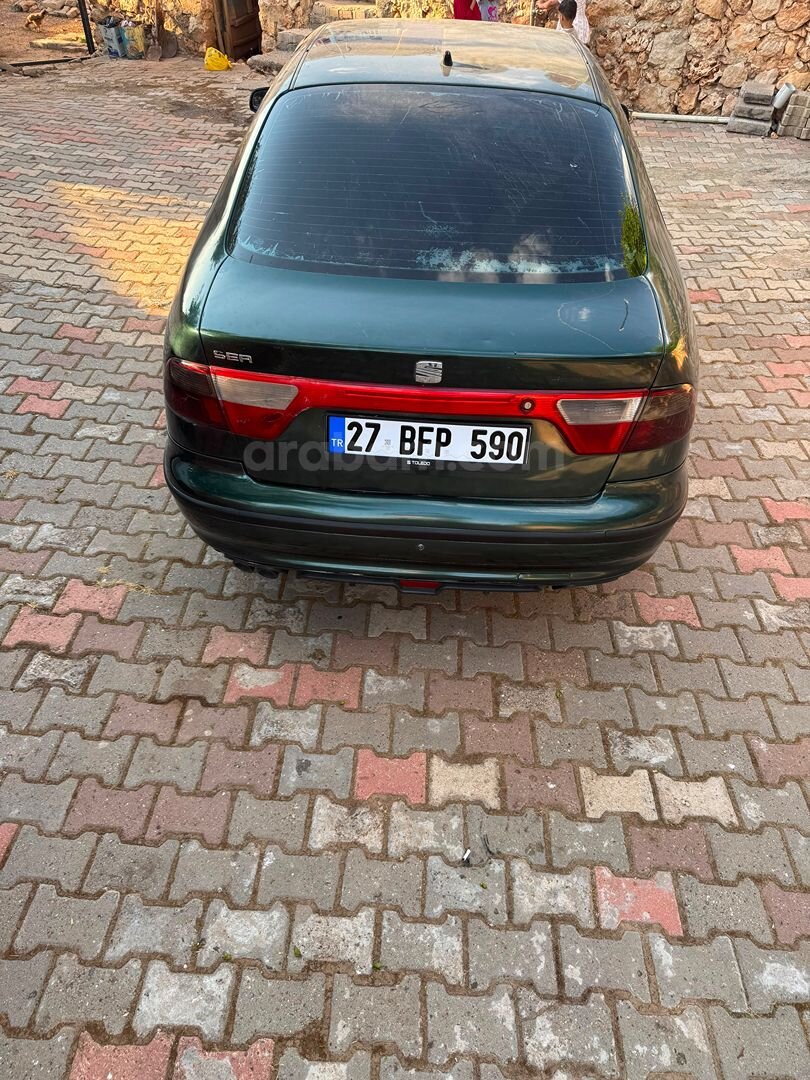Sahibinden Seat Toledo 1.6 Stella 2001 Model ARAÇIM KLİMALIDIR KLİMA AKTİF DİR 5