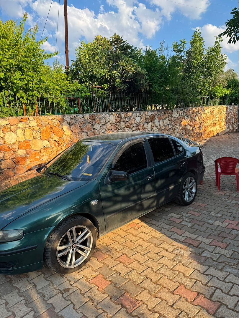 Sahibinden Seat Toledo 1.6 Stella 2001 Model ARAÇIM KLİMALIDIR KLİMA AKTİF DİR 4