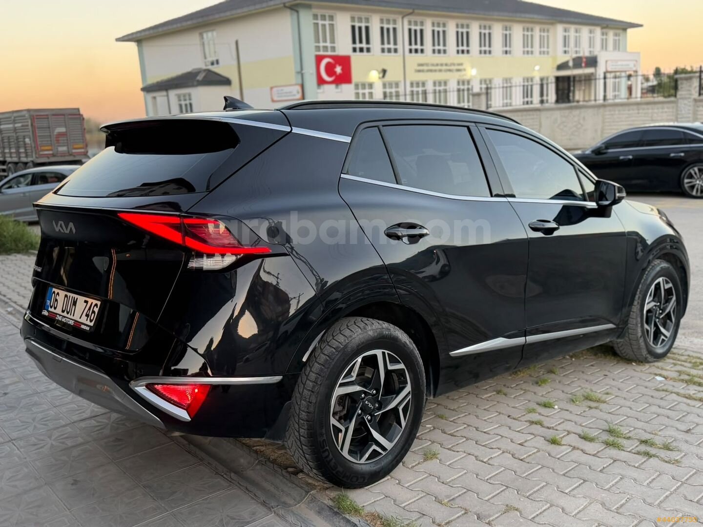 ZENGİN MOTORS'DAN 2023 KİA SPORTAGE 1.6 T-GDI COOL 4X2 HATASIZ 7