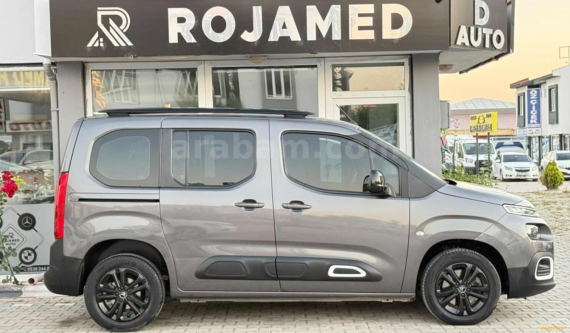 ROJAMED AUTODAN 2022 OTOMATİK BERLİNGO 7