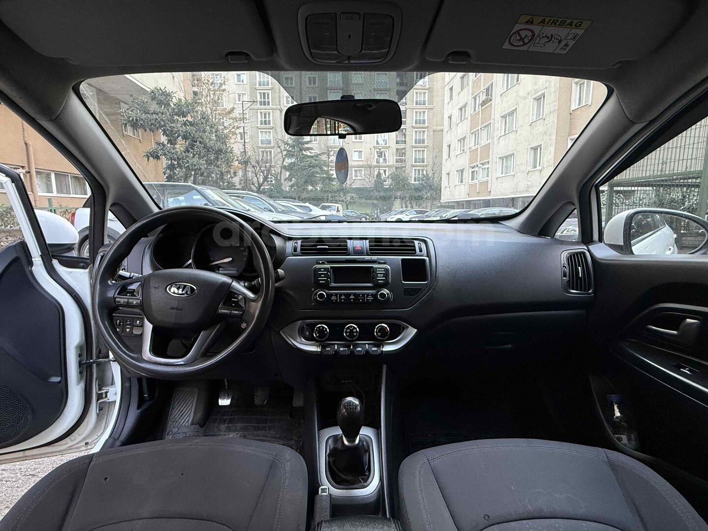 Sahibinden Kia Rio 1.4 CRDi Natty 2013 Model 240.000 km Beyaz 6