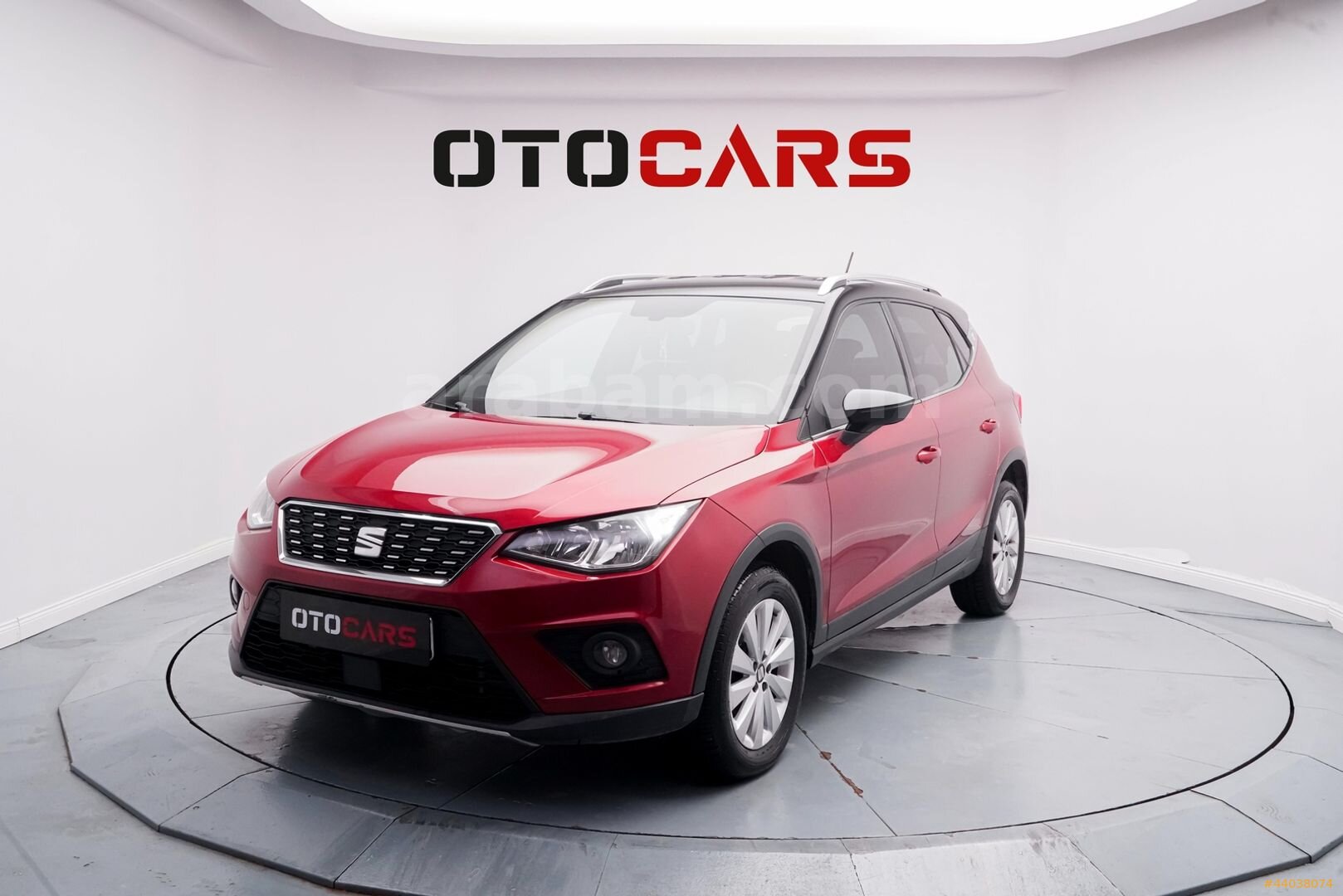 Galeriden Seat Arona 1.6 TDI Xcellence 2018 Model İstanbul 159.000 km Kırmızı 3