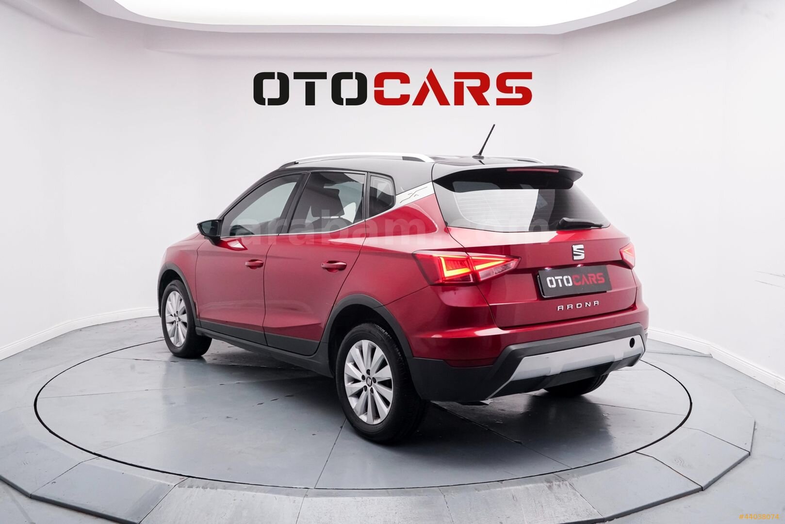 Galeriden Seat Arona 1.6 TDI Xcellence 2018 Model İstanbul 159.000 km Kırmızı 4