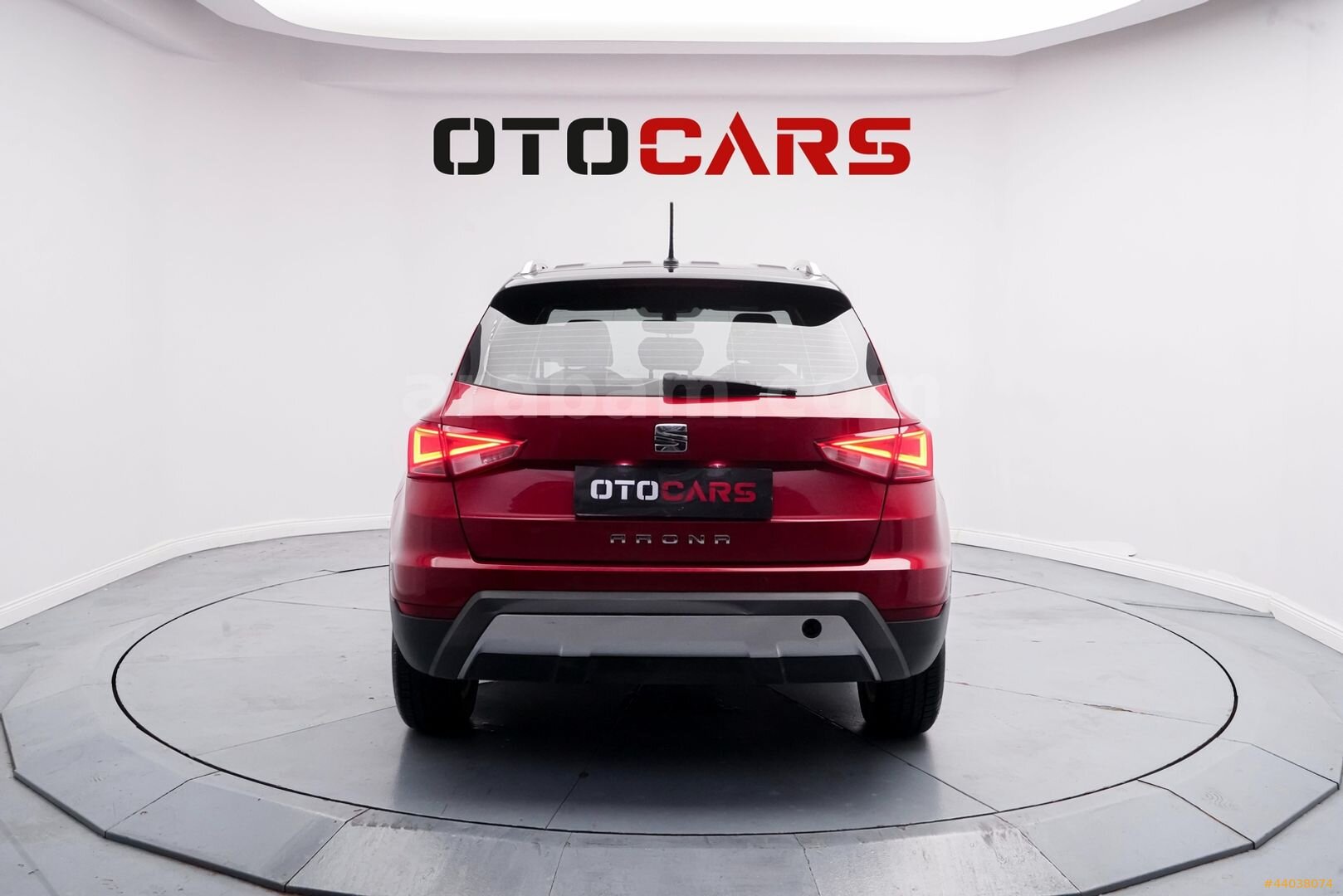 Galeriden Seat Arona 1.6 TDI Xcellence 2018 Model İstanbul 159.000 km Kırmızı 5