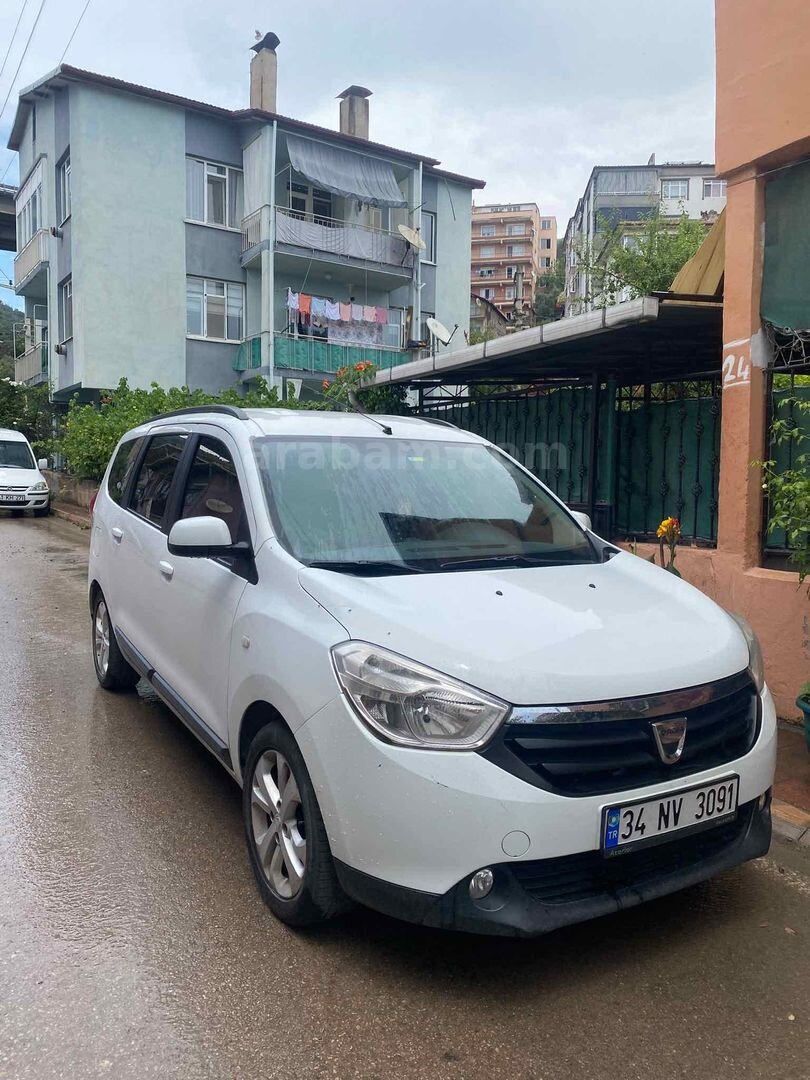 Sahibinden Dacia Lodgy 1.5 dCi Laureate 2015 Model 123.000 km Beyaz 1