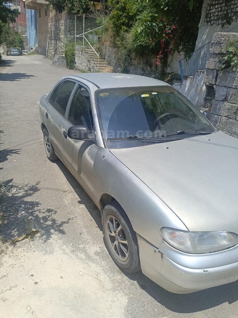 Sahibinden Hyundai Accent 1.5 GLS 1997 Model Hatay 220.000 km Gri (Gümüş) 3