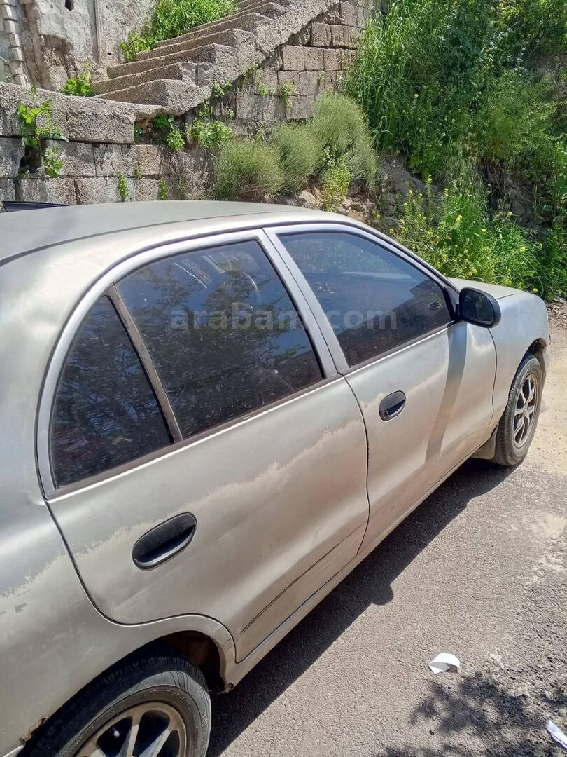 Sahibinden Hyundai Accent 1.5 GLS 1997 Model Hatay 220.000 km Gri (Gümüş) 7