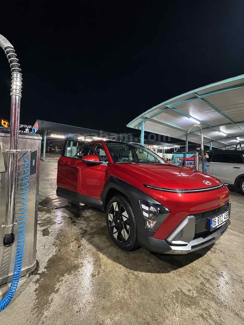 Sahibinden Hyundai Kona 1.6 T-GDI Prime 2024 Model Bursa 10.000 km Kırmızı 4