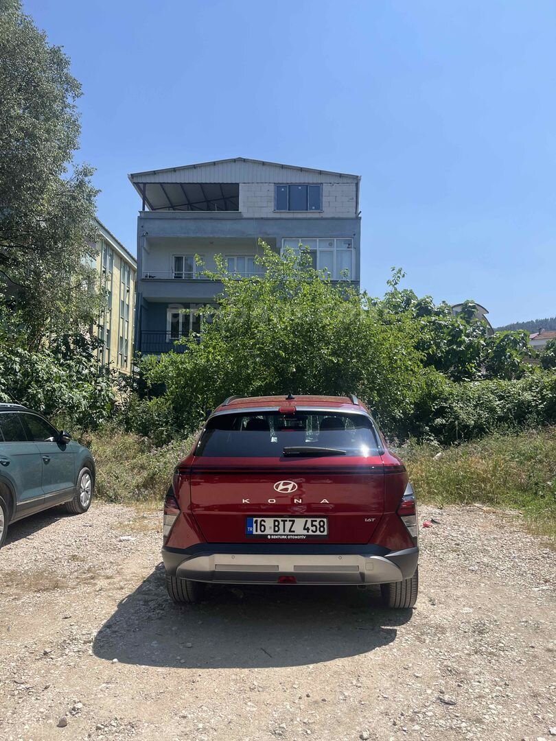 Sahibinden Hyundai Kona 1.6 T-GDI Prime 2024 Model Bursa 10.000 km Kırmızı 2