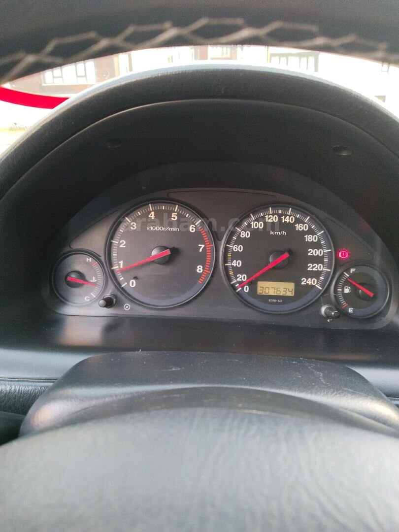 Sahibinden Honda Civic 1.6 LS 2002 Model Kütahya 309.000 km Gri (Gümüş) 3