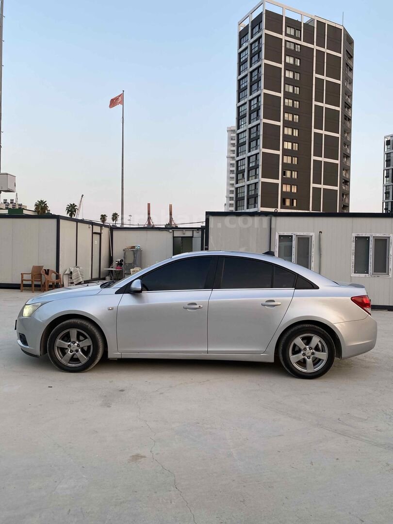 Sahibinden Chevrolet Cruze 1.6 LS 2010 Model 2
