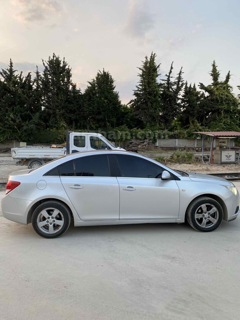 Sahibinden Chevrolet Cruze 1.6 LS 2010 Model 3
