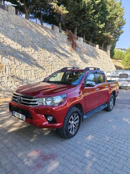 Sahibinden Toyota Hilux 2.4 D-4D 4x2 Adventure 2016 Model