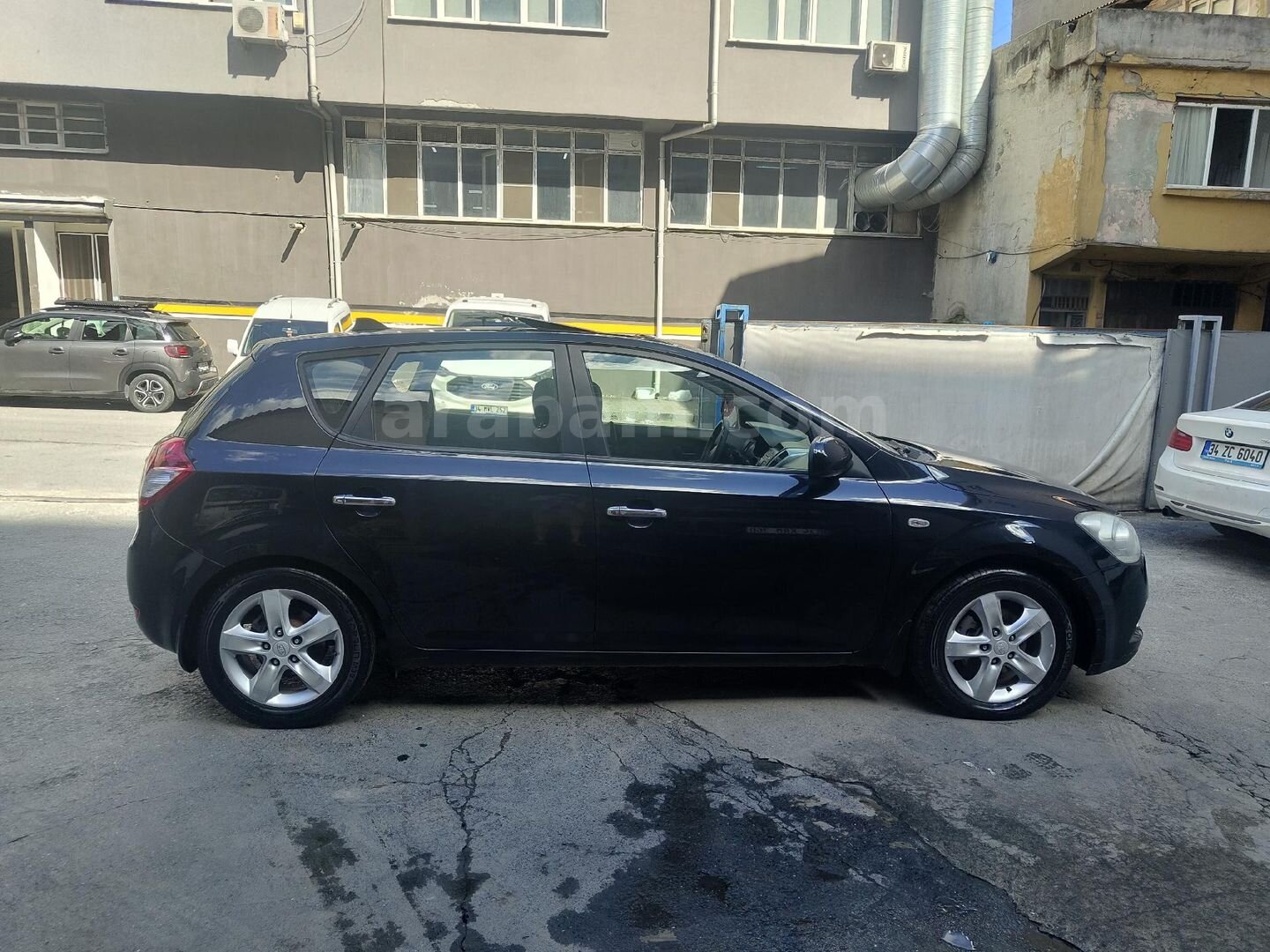 Sahibinden Kia Ceed 1.6 CRDi Motion 2011 Model 179.000 km Siyah 2