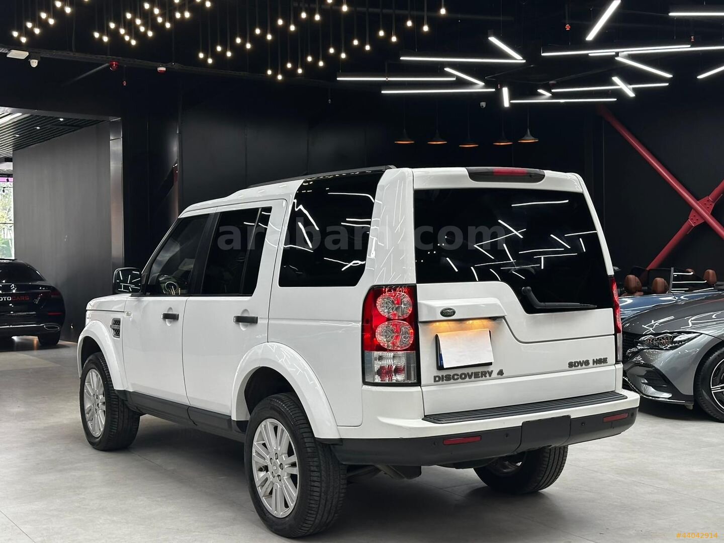 OTOCARS-2011 LAND ROVER DİSCOVERY 3.0SDV6 HSE AİRMATIC DEĞİŞENSZ 4
