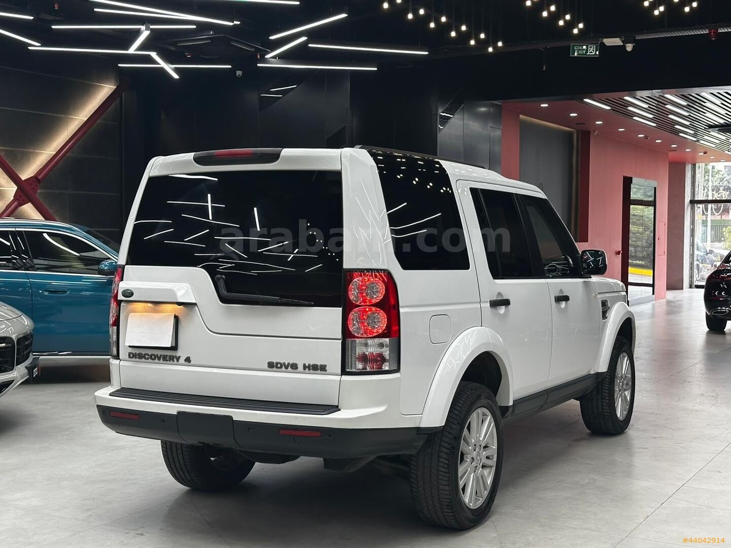 OTOCARS-2011 LAND ROVER DİSCOVERY 3.0SDV6 HSE AİRMATIC DEĞİŞENSZ 6