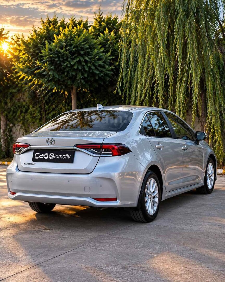 Galeriden Toyota Corolla 1.5 Dream 2022 Model Tekirdağ 79.000 km Gri (Gümüş) 4