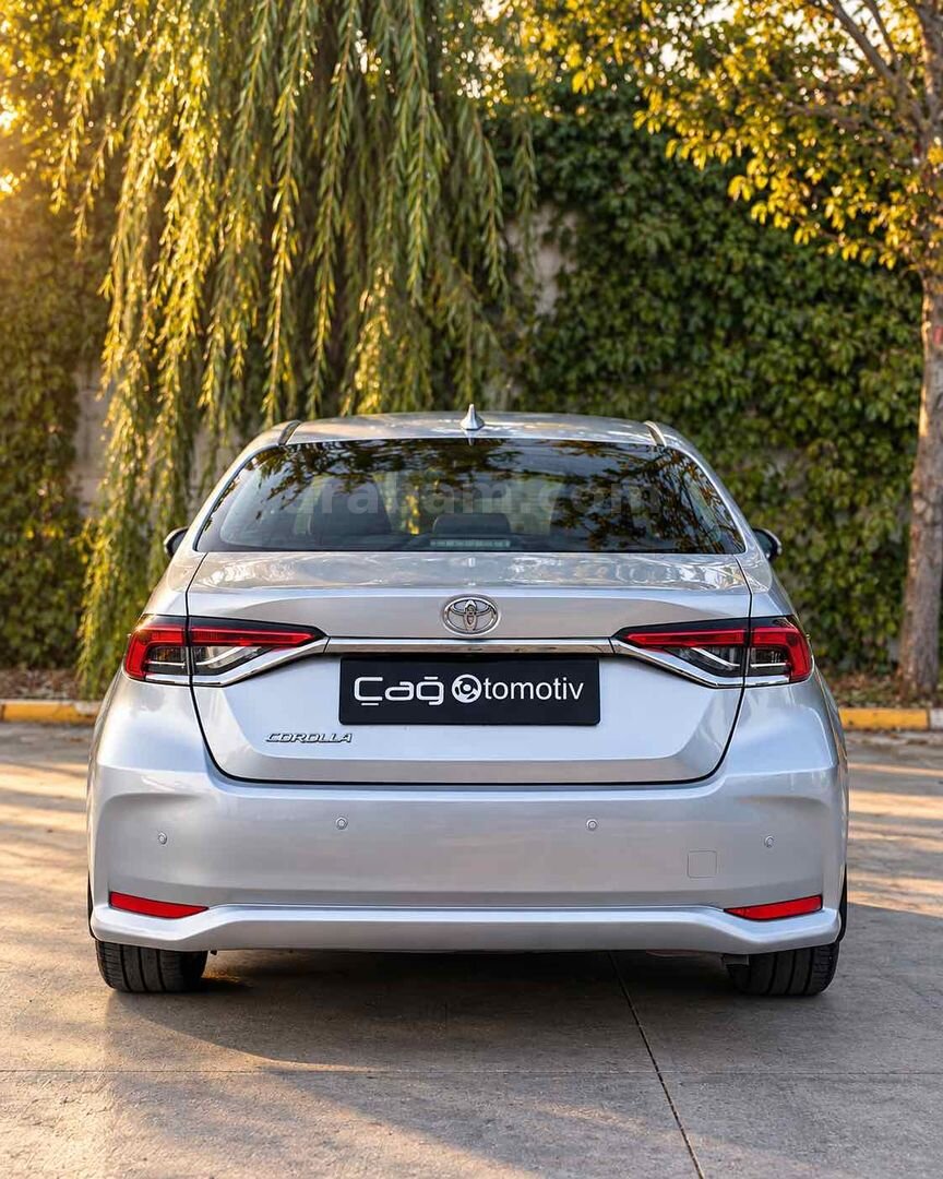 Galeriden Toyota Corolla 1.5 Dream 2022 Model Tekirdağ 79.000 km Gri (Gümüş) 2