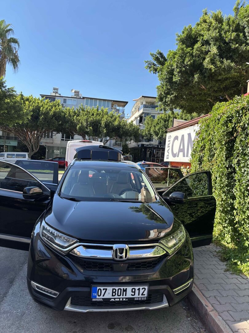 Sahibinden Honda CR-V 1.5 VTEC Executive 2018 Model 136.000 km Siyah 2