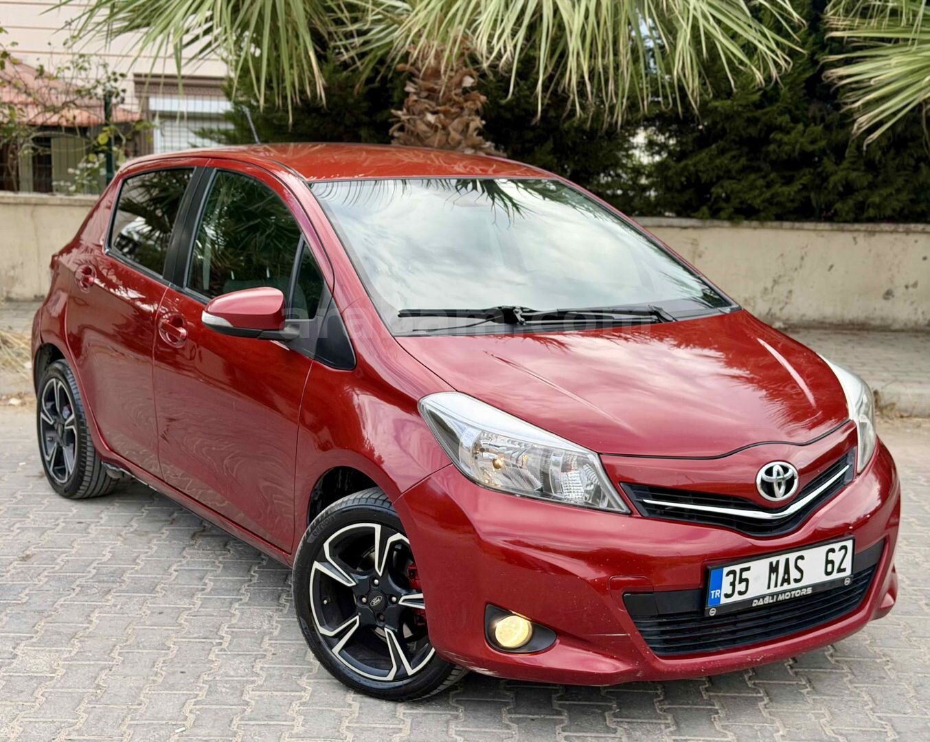 Galeriden Toyota Yaris 1.33 Cool 2012 Model İzmir 308.000 km Bordo 7