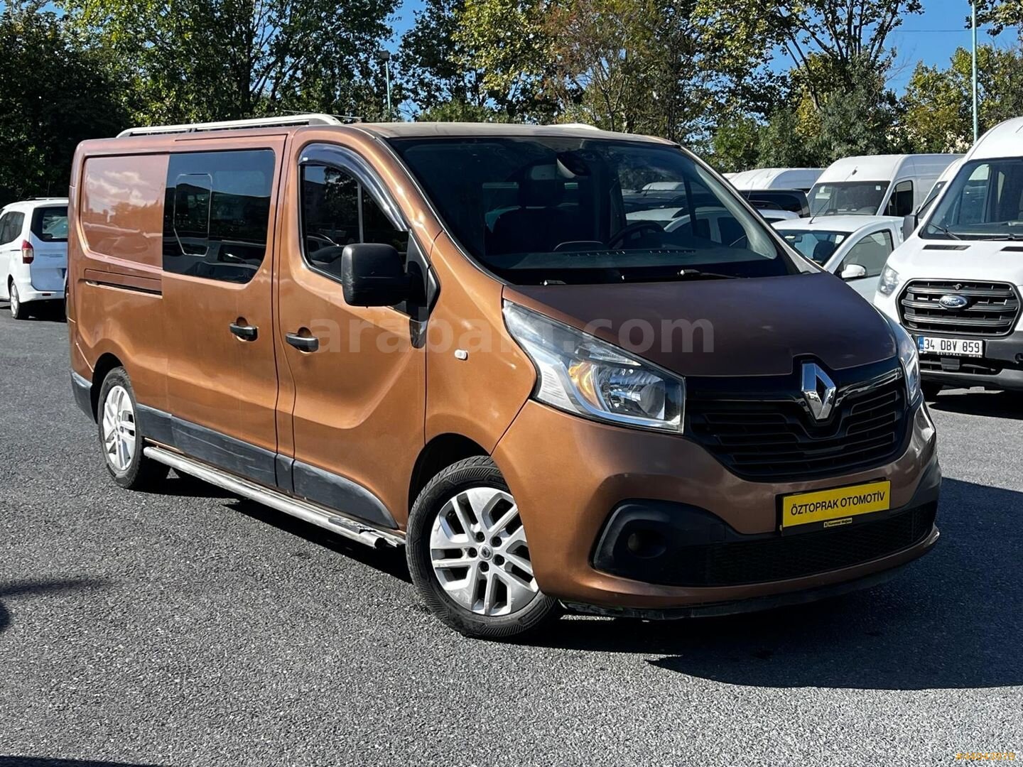 Galeriden Renault Trafic 1.6 DCI Grand Confort 2017 Model İstanbul 290.000 km Kahverengi 2