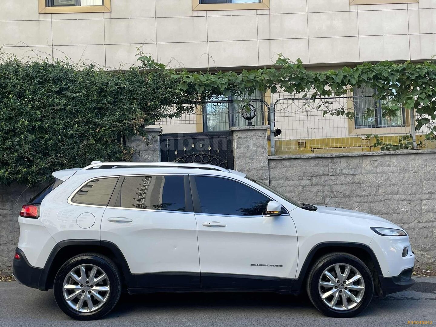 2016ÇIKIŞLI*LİMİTED*4X4*CAMTAVAN*ISITMA*SOĞUTMA*E-BAGAJ*JEEP* 6