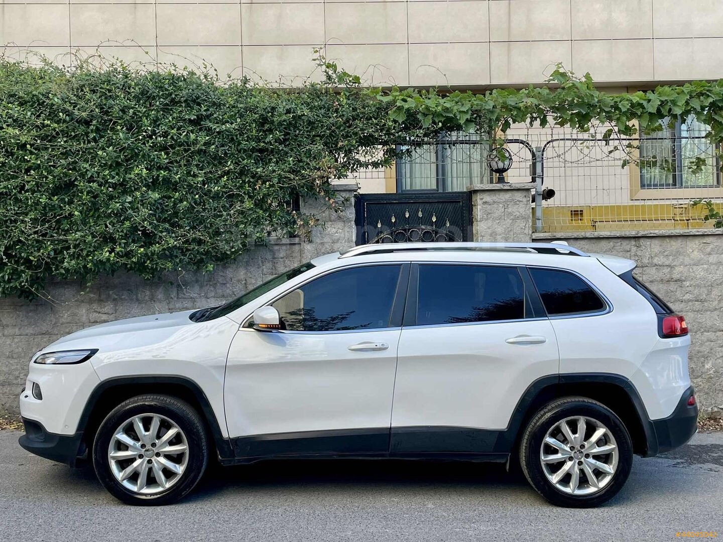 2016ÇIKIŞLI*LİMİTED*4X4*CAMTAVAN*ISITMA*SOĞUTMA*E-BAGAJ*JEEP* 7