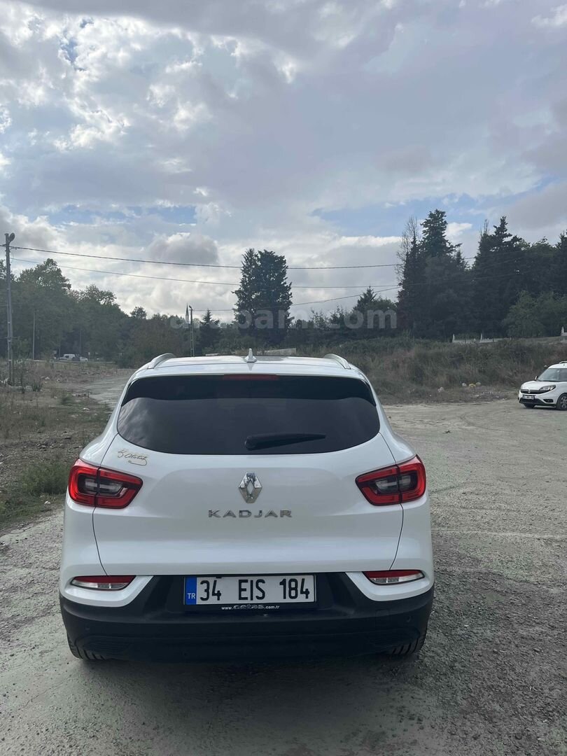 ilk Sahibinden Düşük KM Kusursuz 2021 Çıkışlı Renault Kadjar 4