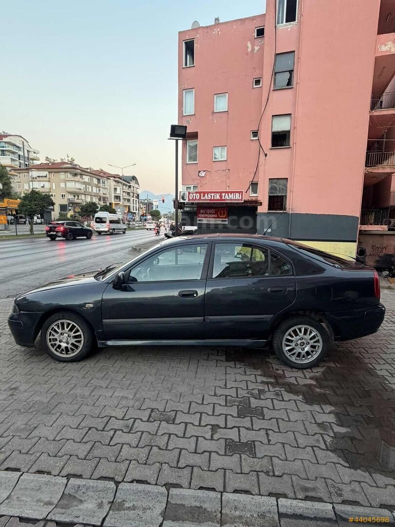 Galeriden Mitsubishi Carisma 1.6 Avance 2001 Model Antalya 320.000 km Siyah 5