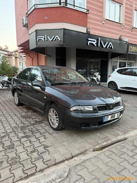 Galeriden Mitsubishi Carisma 1.6 Avance 2001 Model Antalya 320.000 km Siyah