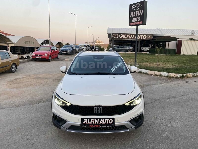 Galeriden Fiat Egea Cross 1.6 Multijet Lounge 2023 Model Elazığ