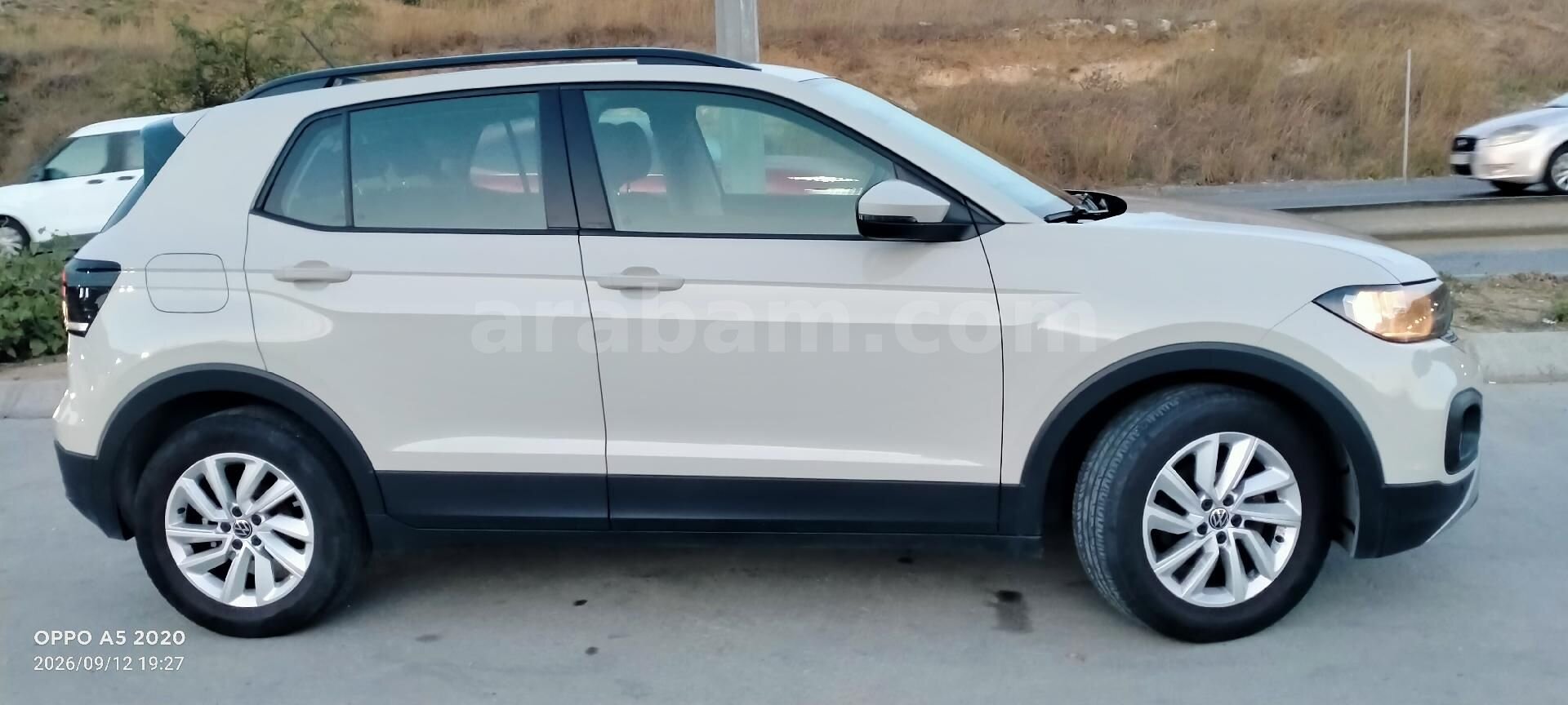 Sahibinden Volkswagen T-Cross 1.0 TSI Life 2022 Model İstanbul 68.000 km Gri 5