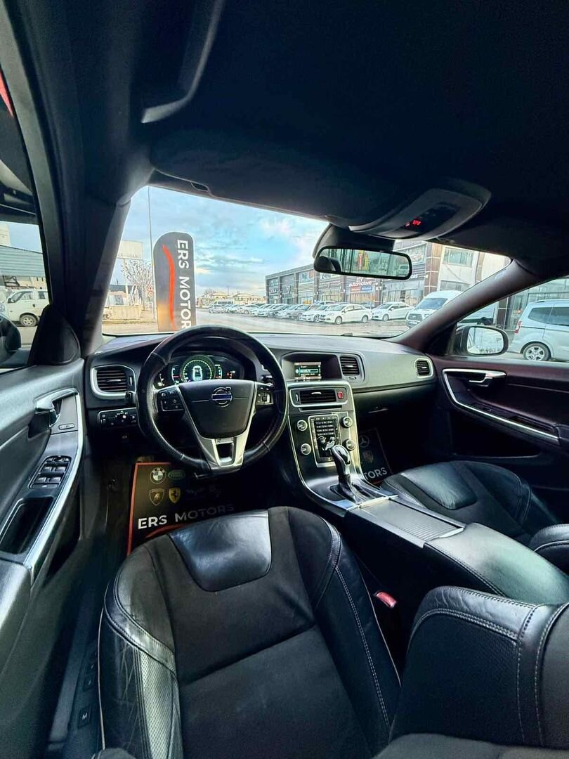 Sahibinden Volvo S60 1.6 D R-Design 2014 Model 7