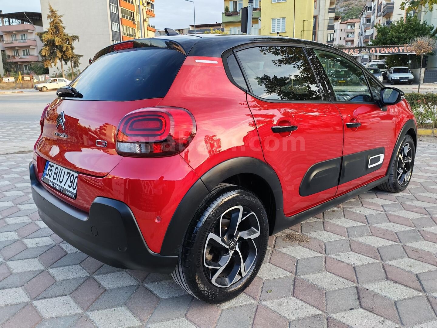 Galeriden Citroen C3 1.2 PureTech Shine 2021 Model Manisa 93.600 km Kırmızı 5