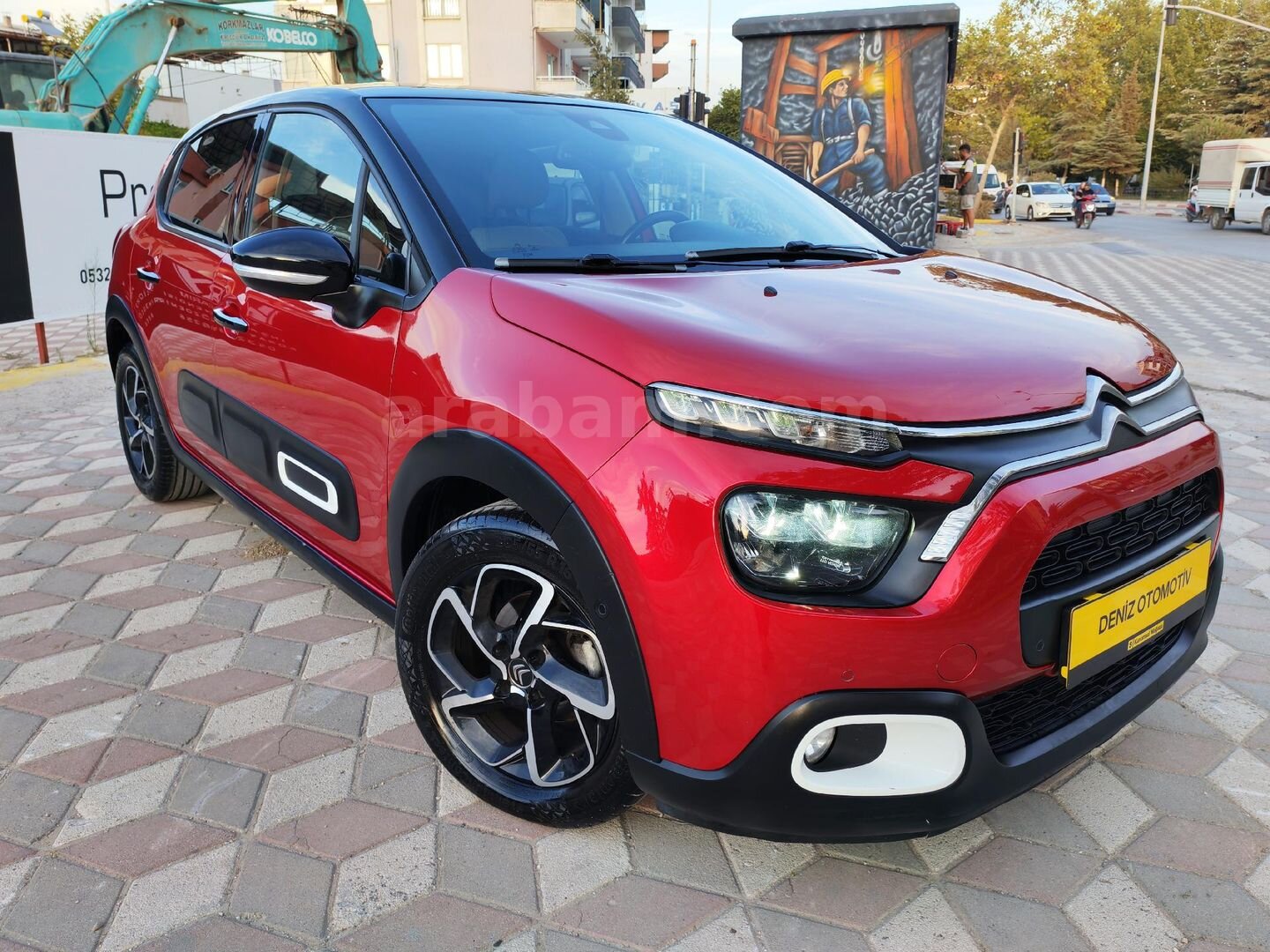 Galeriden Citroen C3 1.2 PureTech Shine 2021 Model Manisa 93.600 km Kırmızı 1
