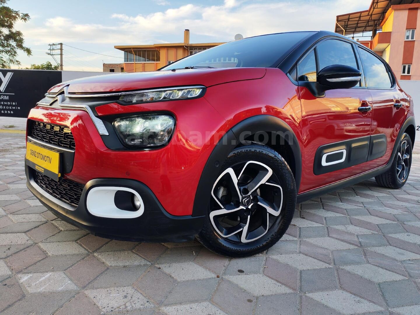 Galeriden Citroen C3 1.2 PureTech Shine 2021 Model Manisa 93.600 km Kırmızı 7