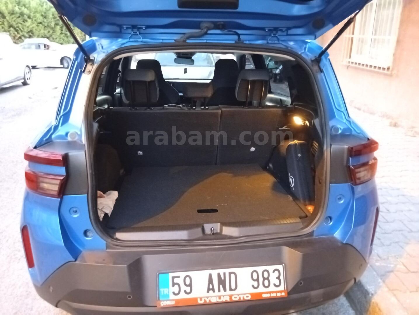 Sahibinden Opel Frontera 1.2 Hybrid Edition 2025 Model İstanbul 56.000 km Mavi (metalik) 6