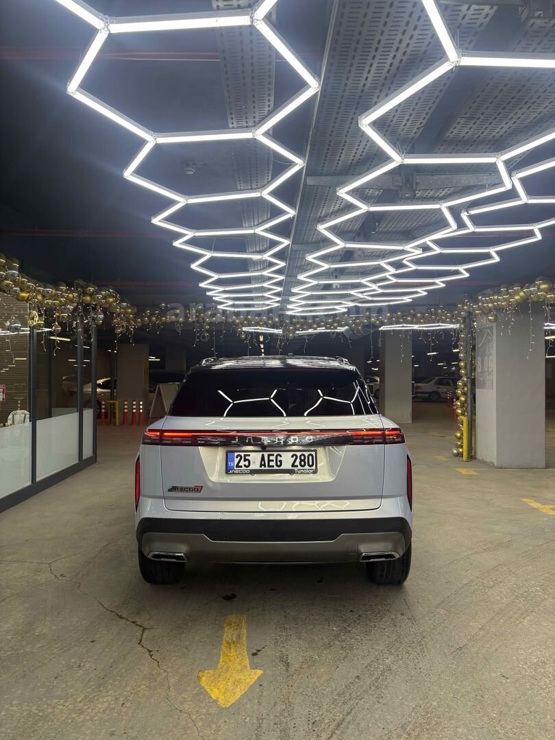 Sahibinden Jaecoo J7 1.6 Revive 2024 Model Erzurum 28.240 km Gri (Gümüş) 6