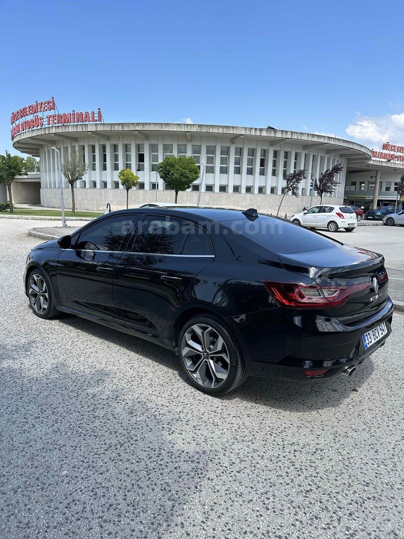 Galeriden Renault Megane 1.5 dCi Touch 2017 Model Düzce 167.000 km Siyah 2
