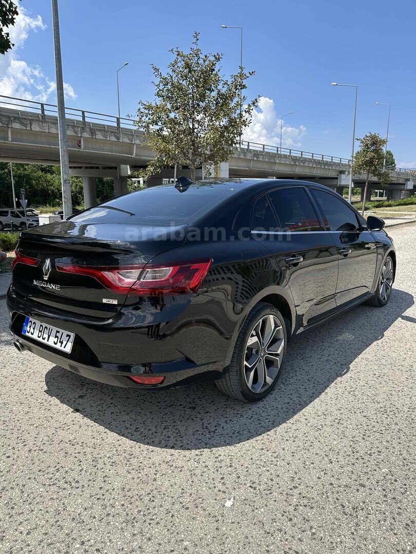 Galeriden Renault Megane 1.5 dCi Touch 2017 Model Düzce 167.000 km Siyah 7