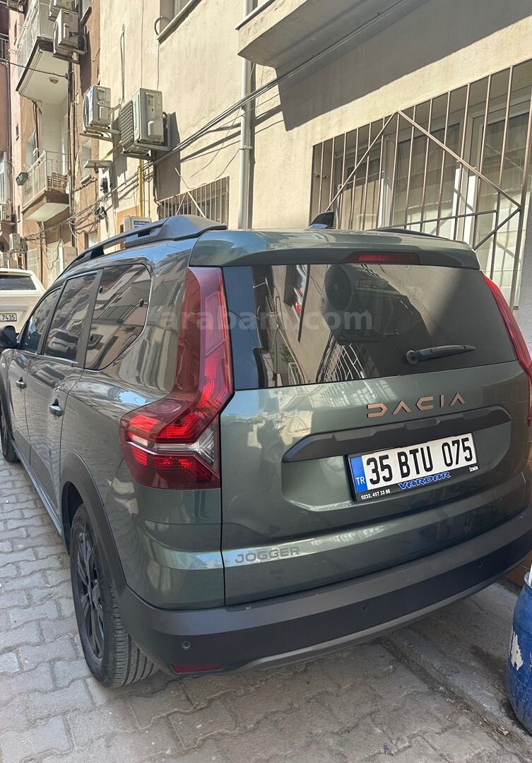 Dacia Jogger 1.0 TCe Extreme 2023 Model 7 kişilik 3