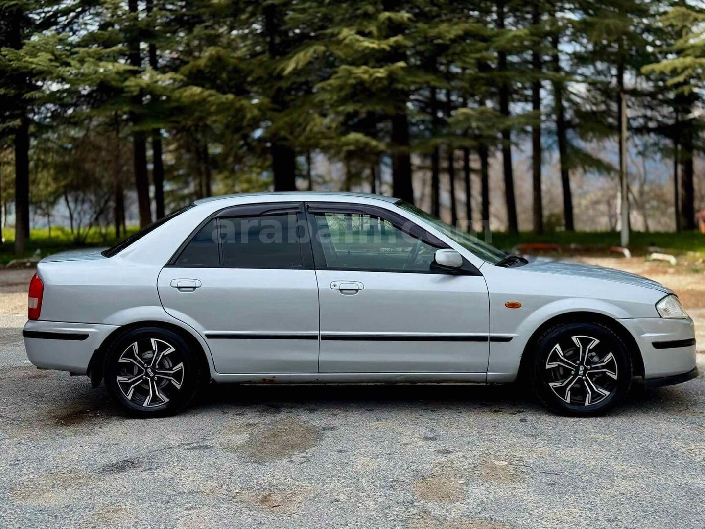 Sahibinden Mazda 323 1.5 Familia 1999 Model Kütahya 300.000 km Gri 4