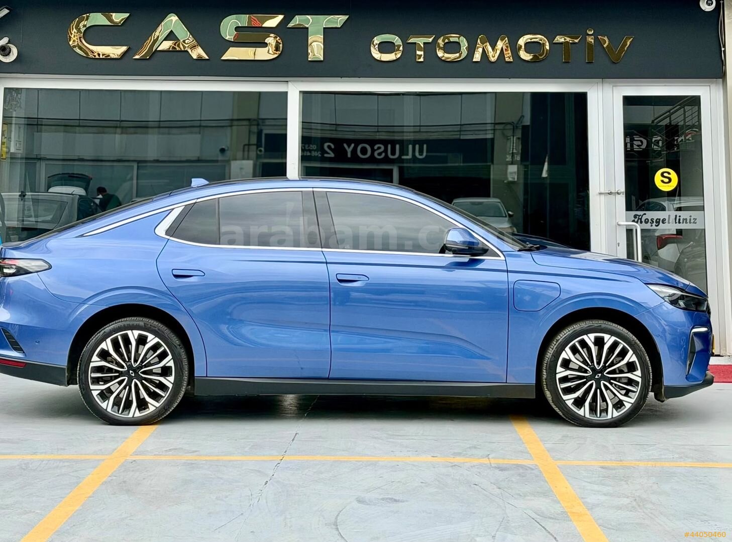 Galeriden TOGG T10F V2 Uzun Menzil 2025 Model İstanbul 28.000 km Mavi 3