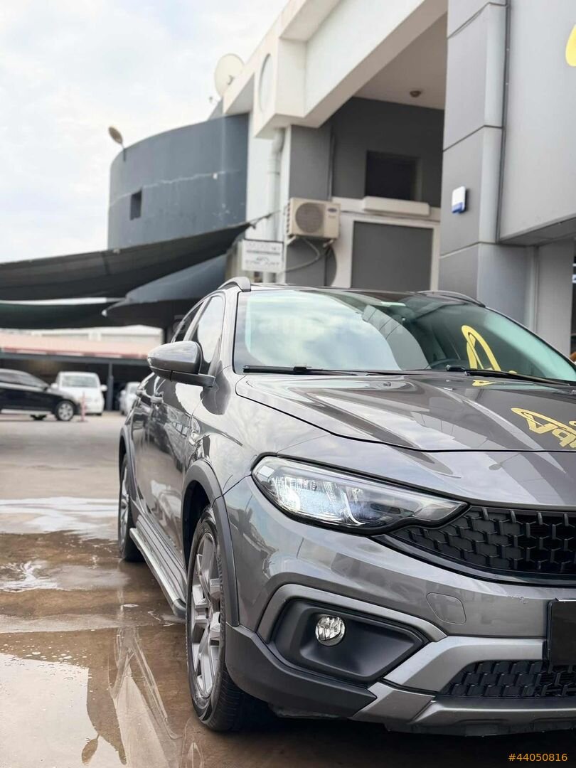 ADIÖZ GARAGE/ YETKİLİ SERVİS BAKIMLI DÜŞÜK KM EGEA CROSS 6